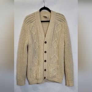 Gaeltarra Hand loomed  Aran 100% wool cable knit  cardigan sweater